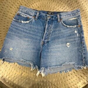 Abercrombie High Rise 4" Mom Short